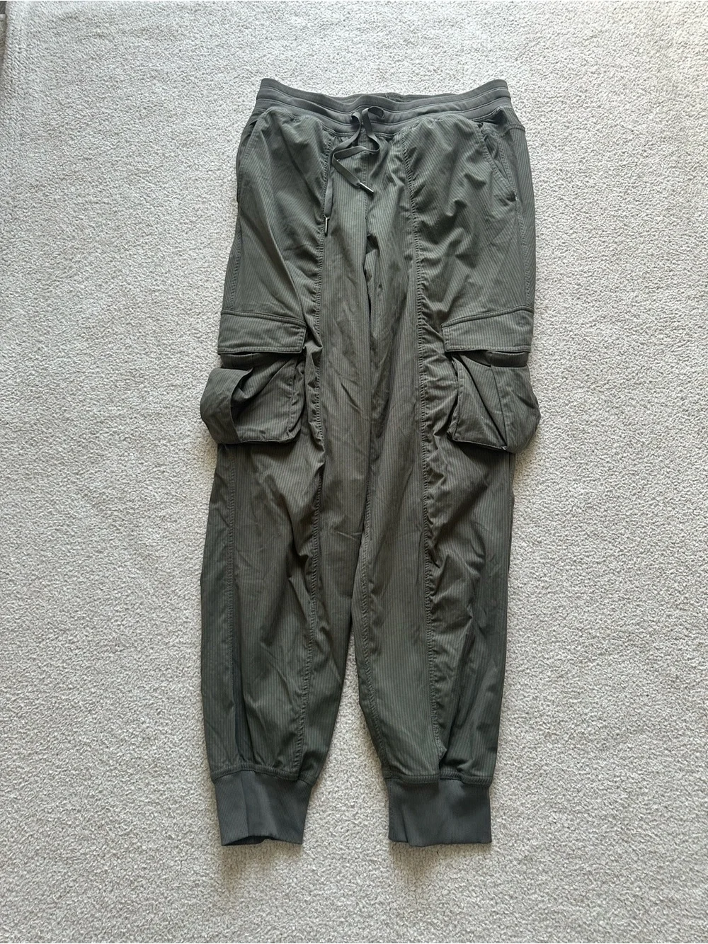 Lululemon Dance Studio Relaxed MR cargo jogger